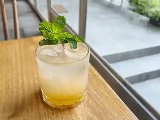 Hausgemachter Limonade